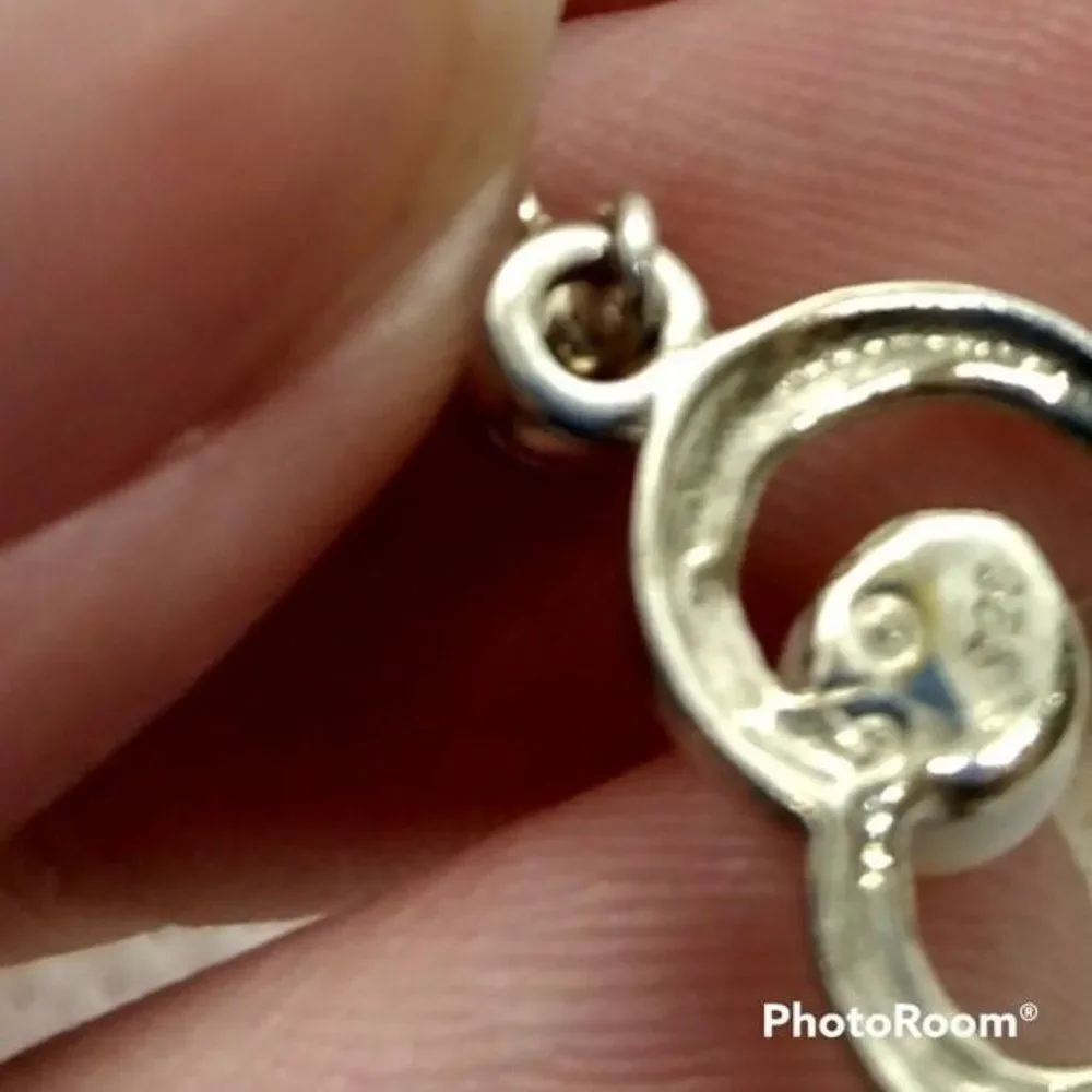 Sterling silver‎ 925 stamped heart pearl earrings